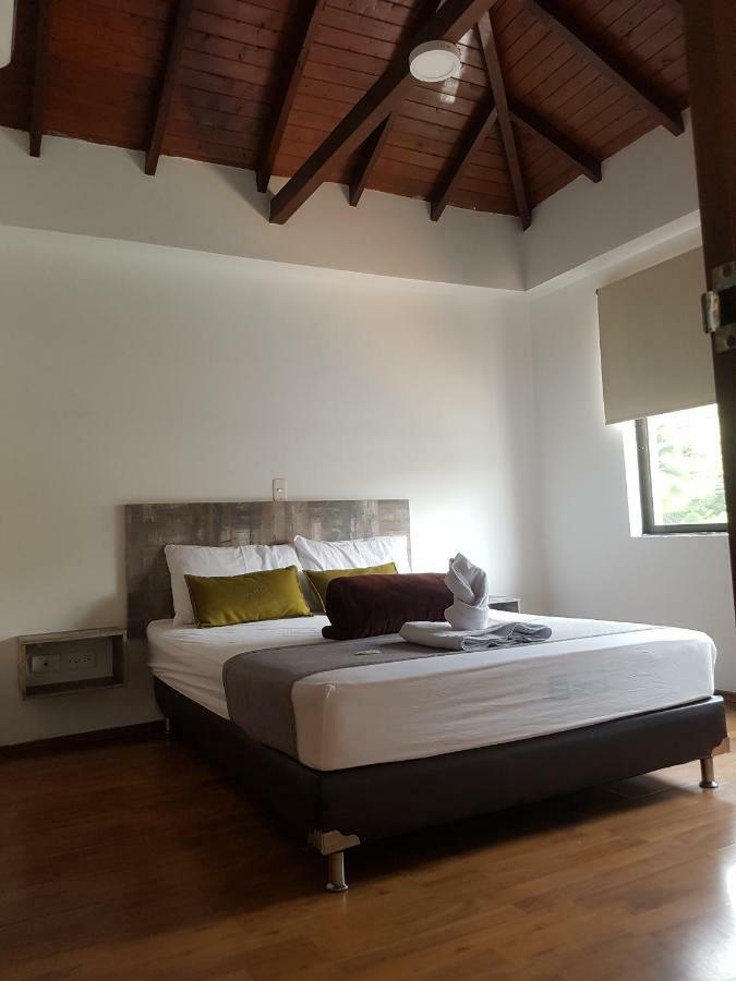 Hotel Porton Colonial ميديلين المظهر الخارجي الصورة