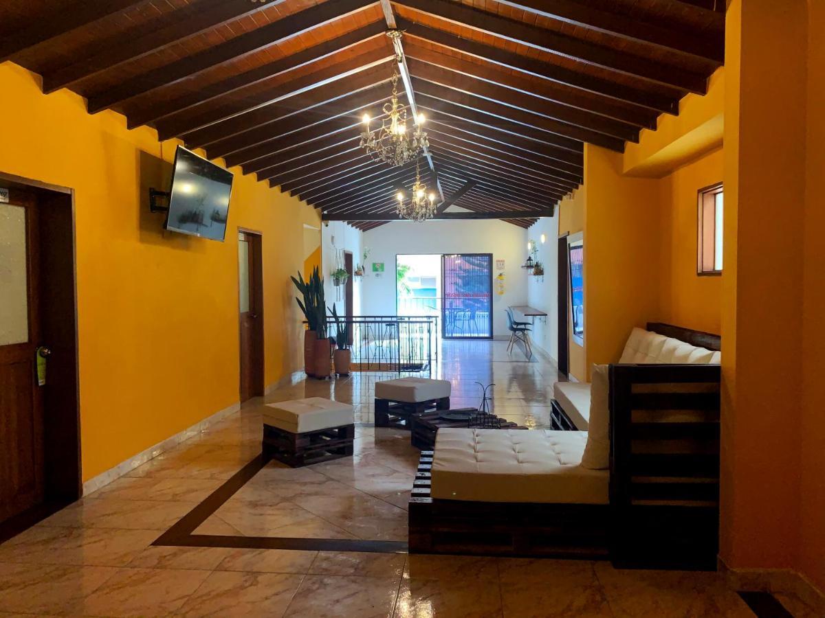 Hotel Porton Colonial ميديلين المظهر الخارجي الصورة